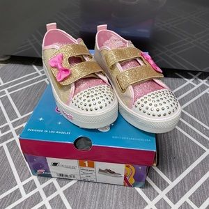 Girls light up shoes